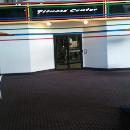 Fern Valley Hotel And Conference Center Louisville Bagian luar foto
