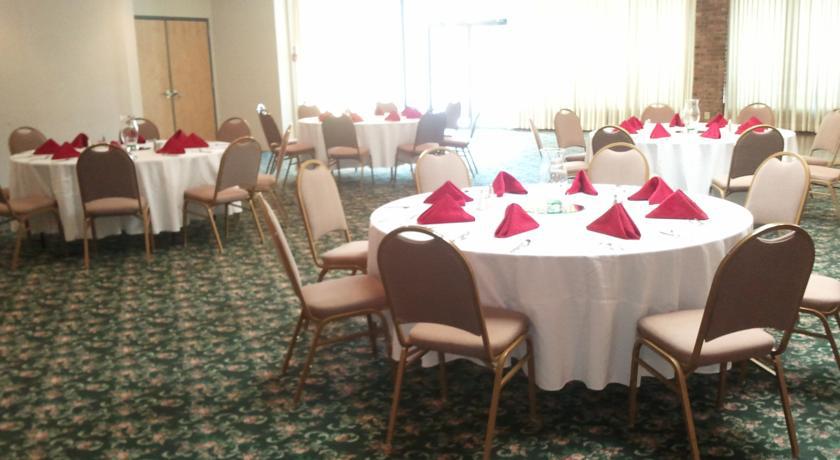 Fern Valley Hotel And Conference Center Louisville Bagian luar foto