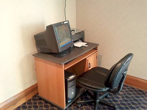 Fern Valley Hotel And Conference Center Louisville Bagian luar foto