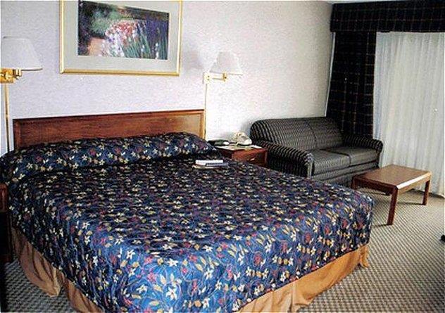 Fern Valley Hotel And Conference Center Louisville Ruang foto